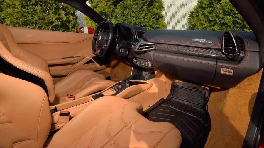2012 Ferrari 458 Italia - Image 5 of 12