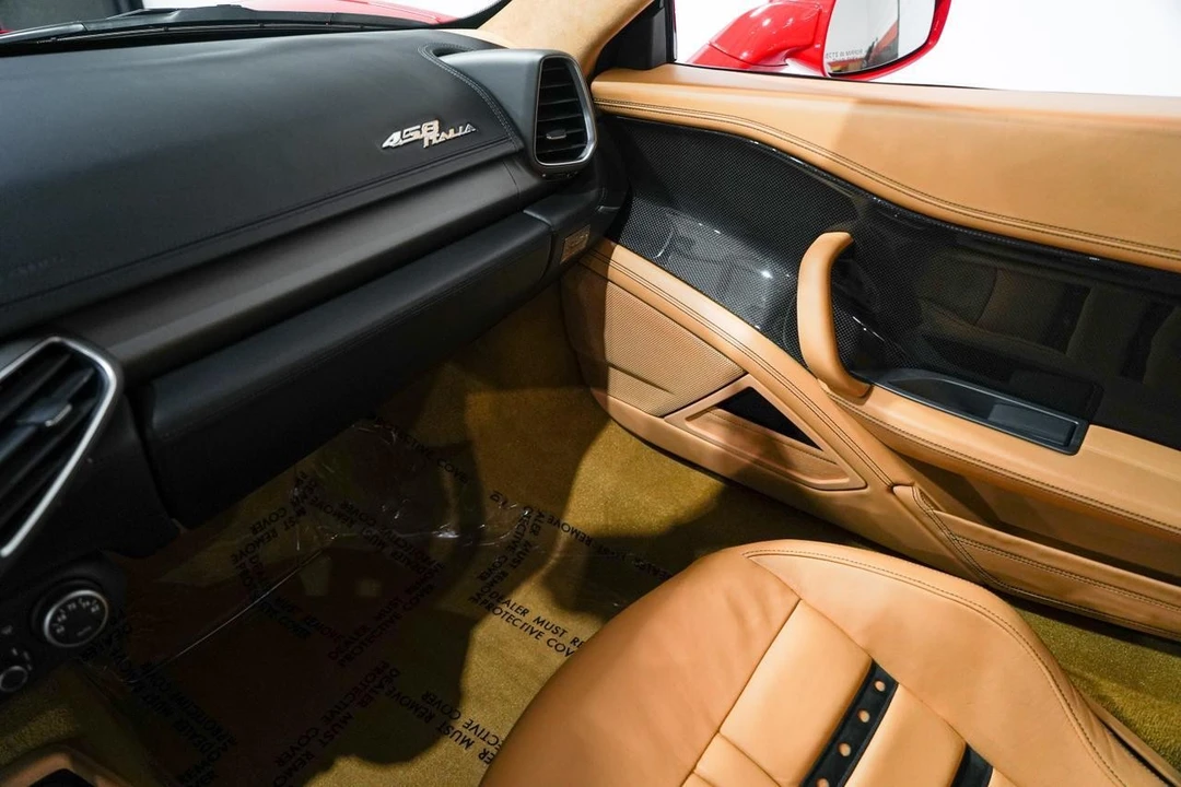2012 Ferrari 458 Italia - Image 13 of 21