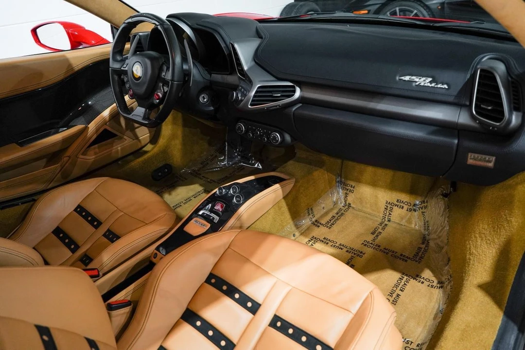 2012 Ferrari 458 Italia - Image 14 of 21