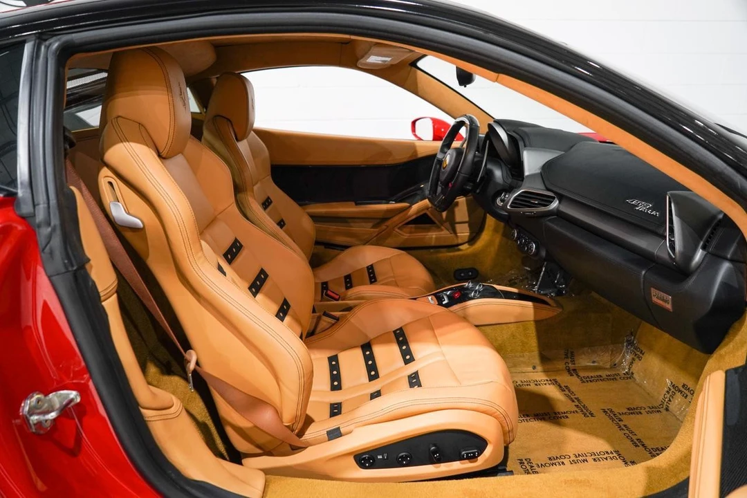 2012 Ferrari 458 Italia - Image 16 of 21