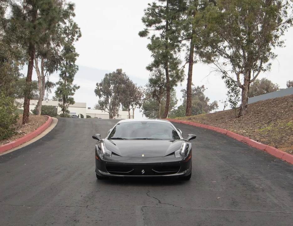 2012 Ferrari 458 Italia - Image 3 of 31