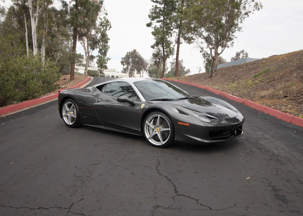 2012 Ferrari 458 Italia - Image 4 of 31