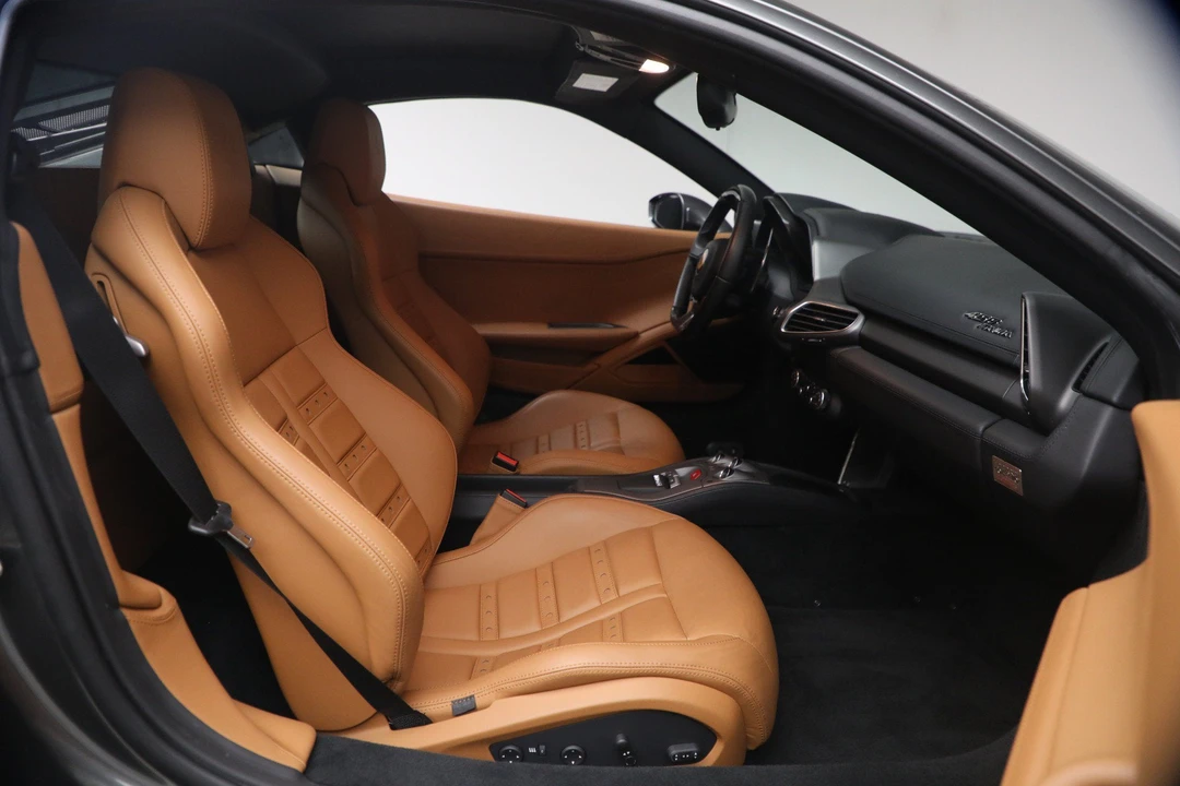 2012 Ferrari 458 Italia - Image 16 of 27