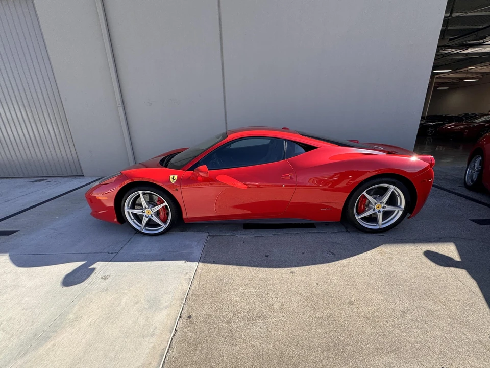 2012 Ferrari 458 Italia - Image 28 of 31