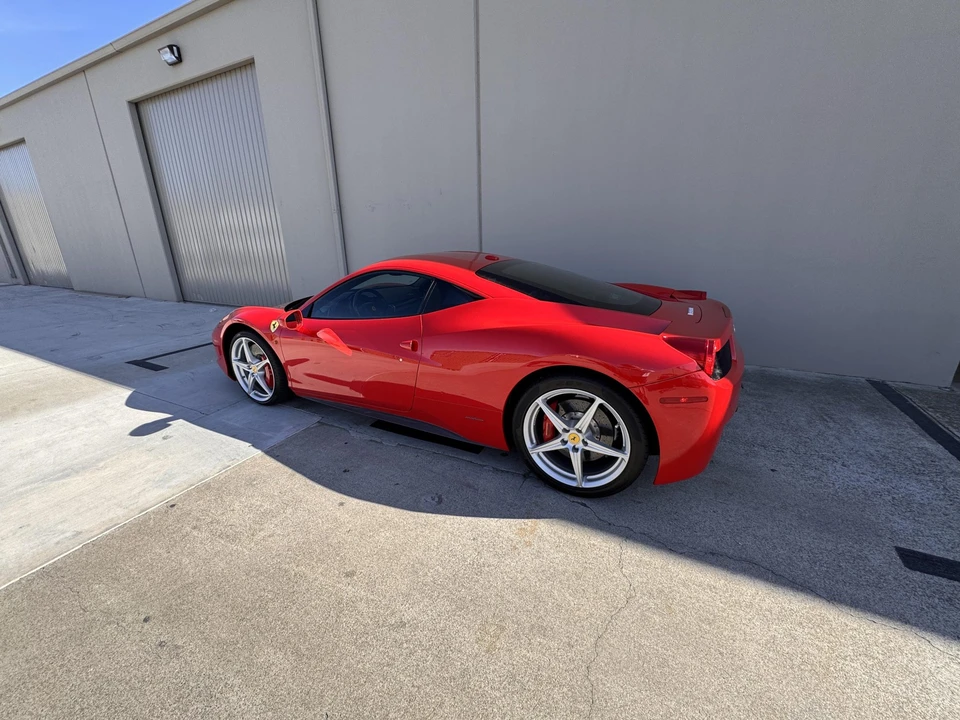 2012 Ferrari 458 Italia - Image 27 of 31