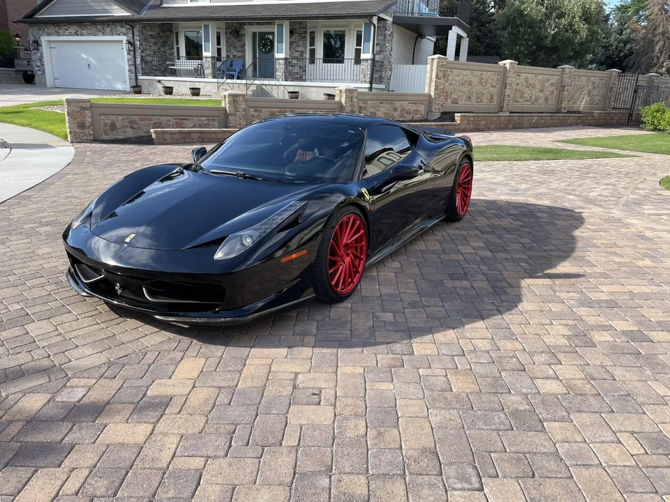 2012 Ferrari 458 Italia - Image 6 of 31