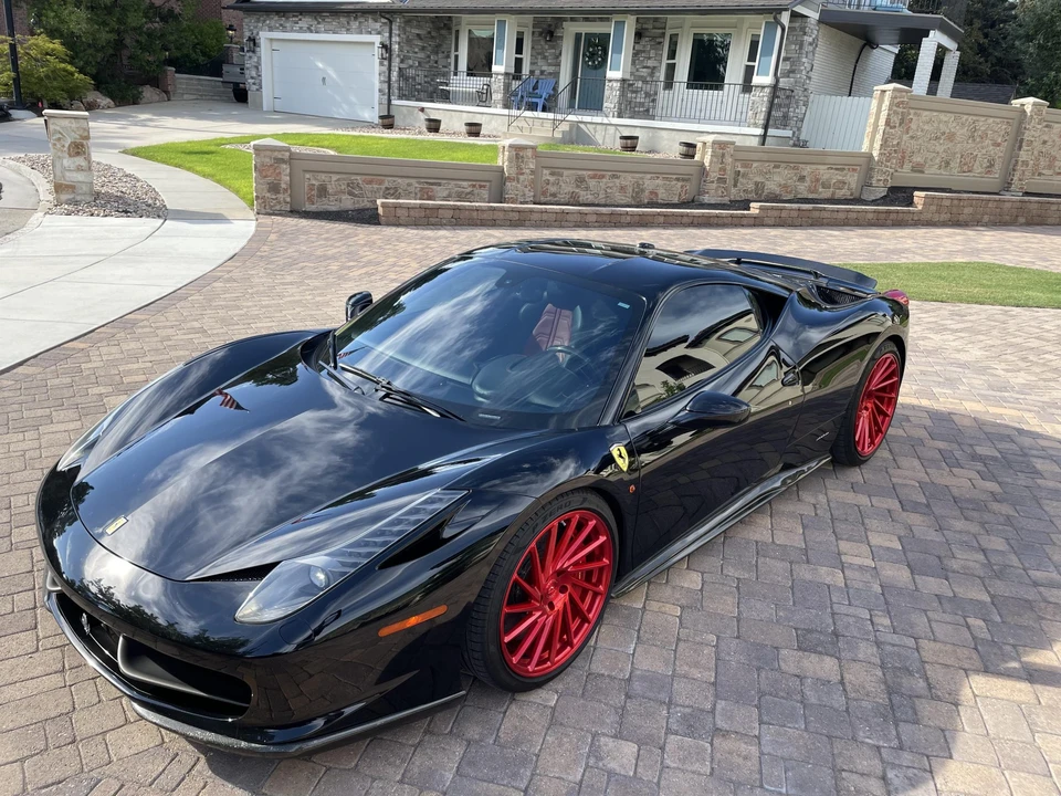 2012 Ferrari 458 Italia - Image 4 of 31