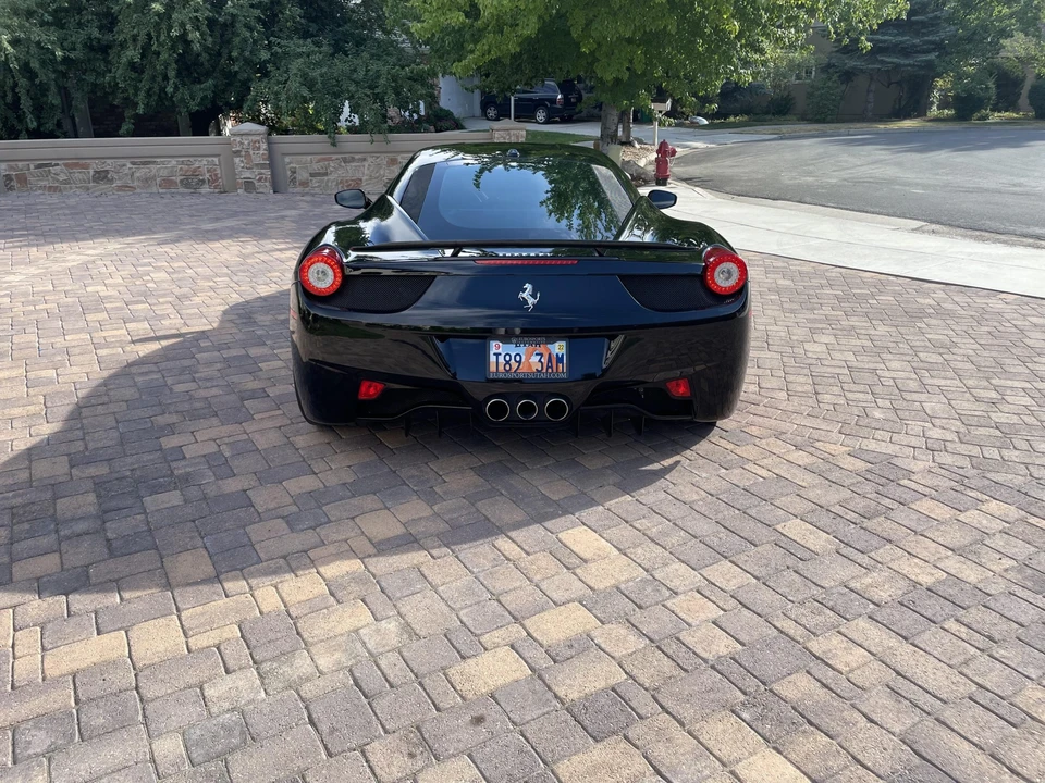 2012 Ferrari 458 Italia - Image 9 of 31