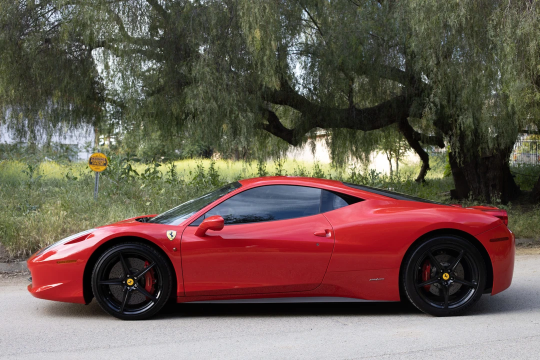 2012 Ferrari 458 Italia - Image 7 of 31