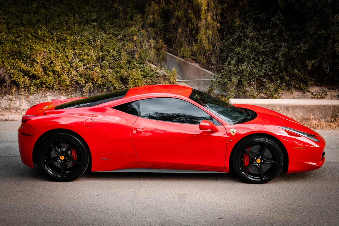 2012 Ferrari 458 Italia - Image 26 of 31