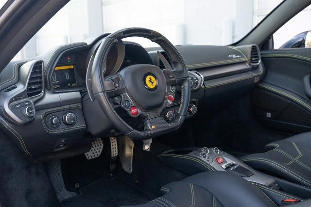 2012 Ferrari 458 Italia - Image 30 of 31