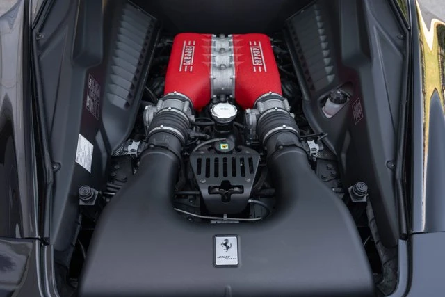 2012 Ferrari 458 Italia - Image 22 of 31