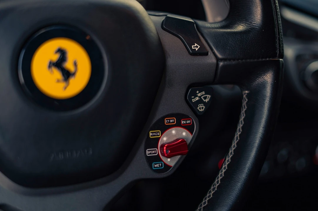 2012 Ferrari 458 Italia - Image 27 of 31