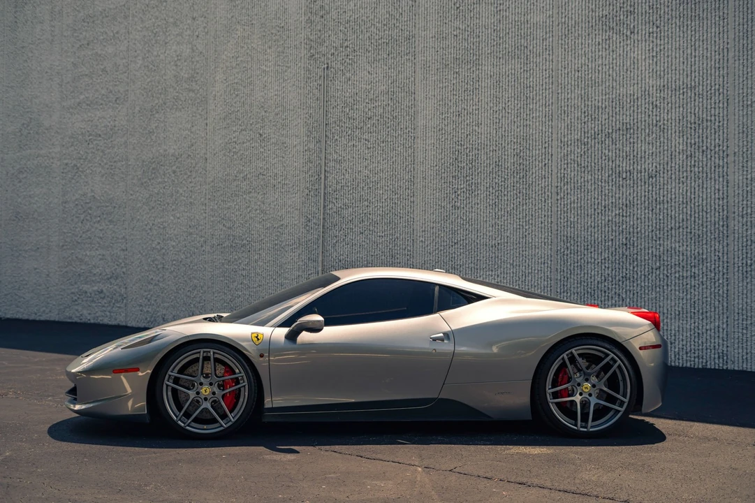 2012 Ferrari 458 Italia - Image 13 of 31