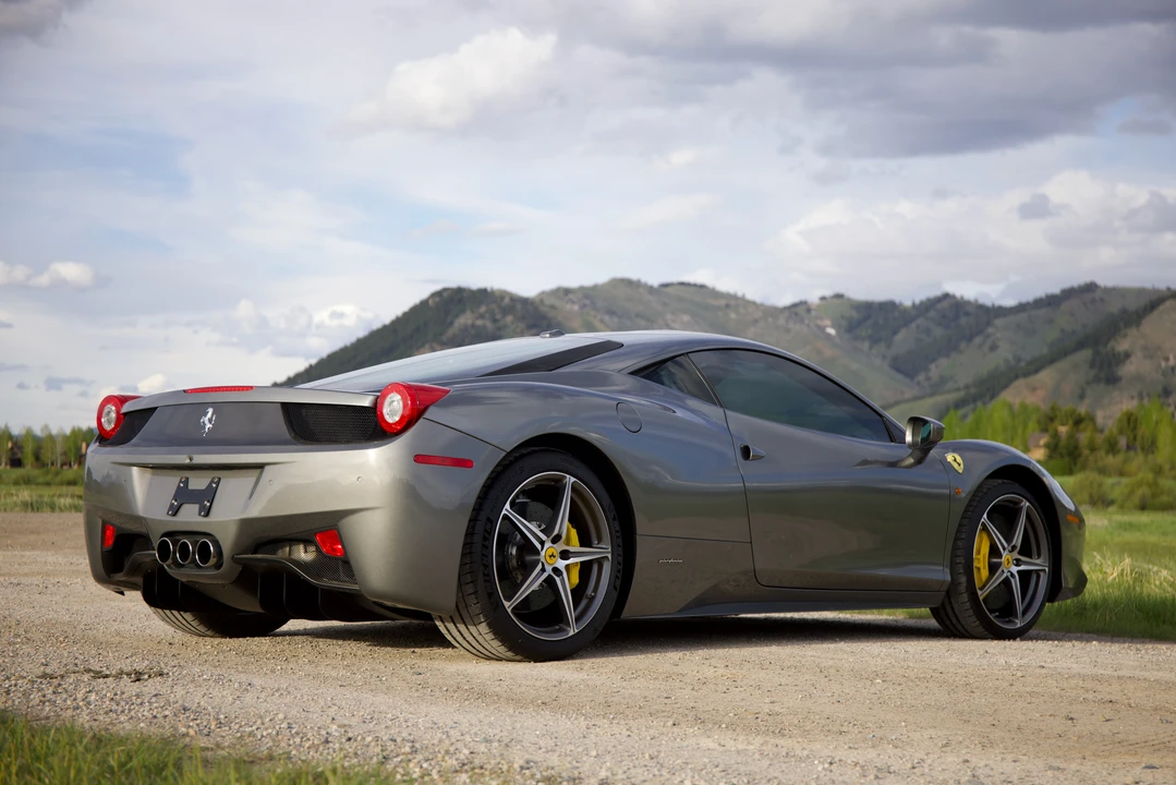 2012 Ferrari 458 Italia - Image 17 of 31