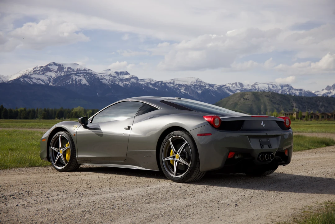 2012 Ferrari 458 Italia - Image 29 of 31