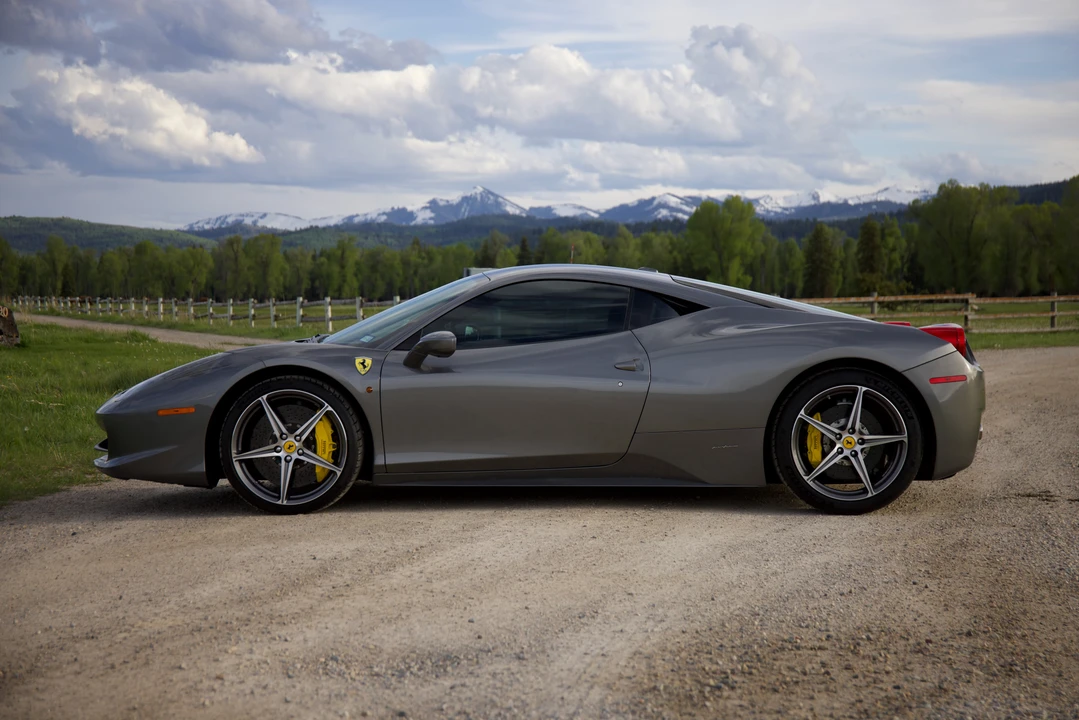 2012 Ferrari 458 Italia - Image 5 of 31