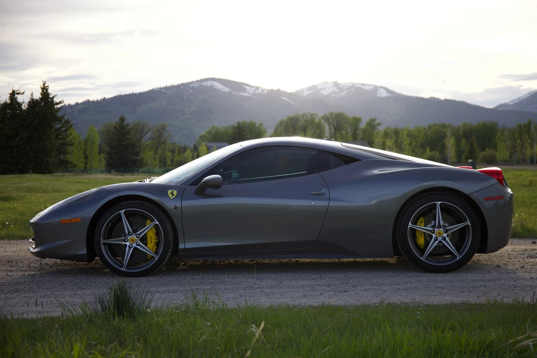 2012 Ferrari 458 Italia - Image 12 of 31