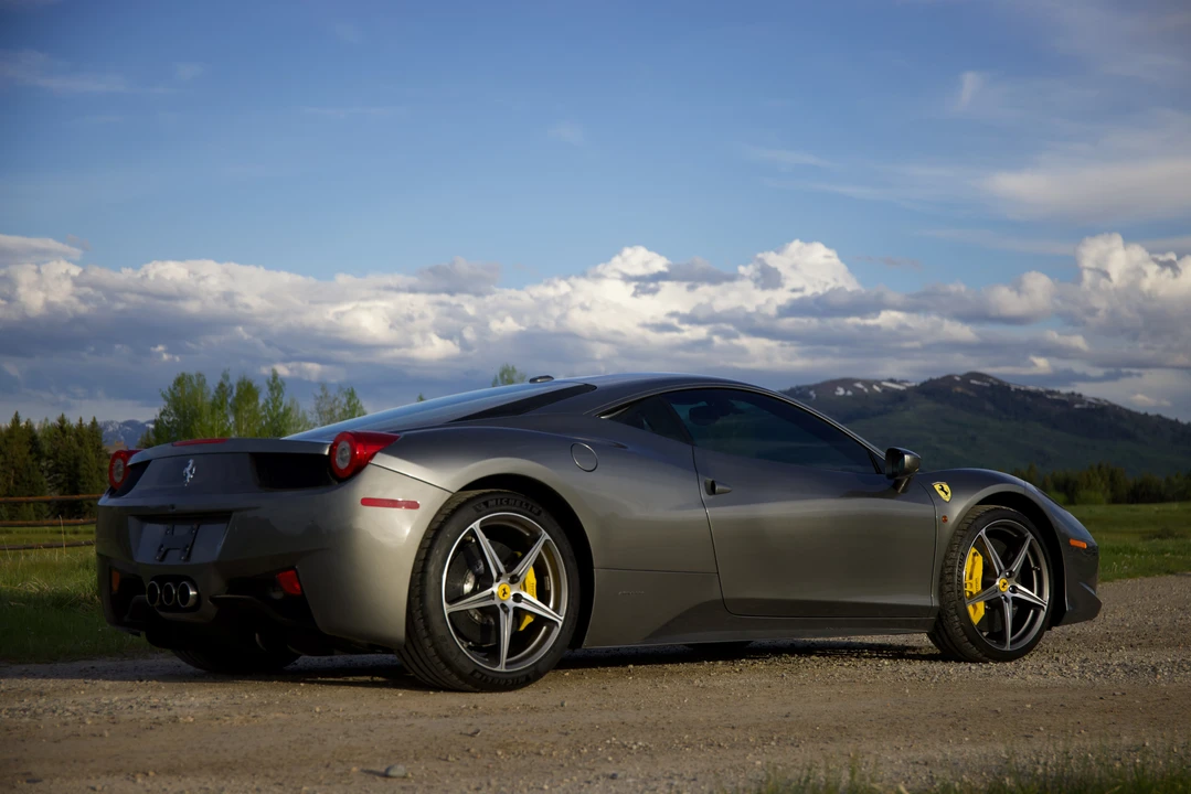 2012 Ferrari 458 Italia - Image 18 of 31