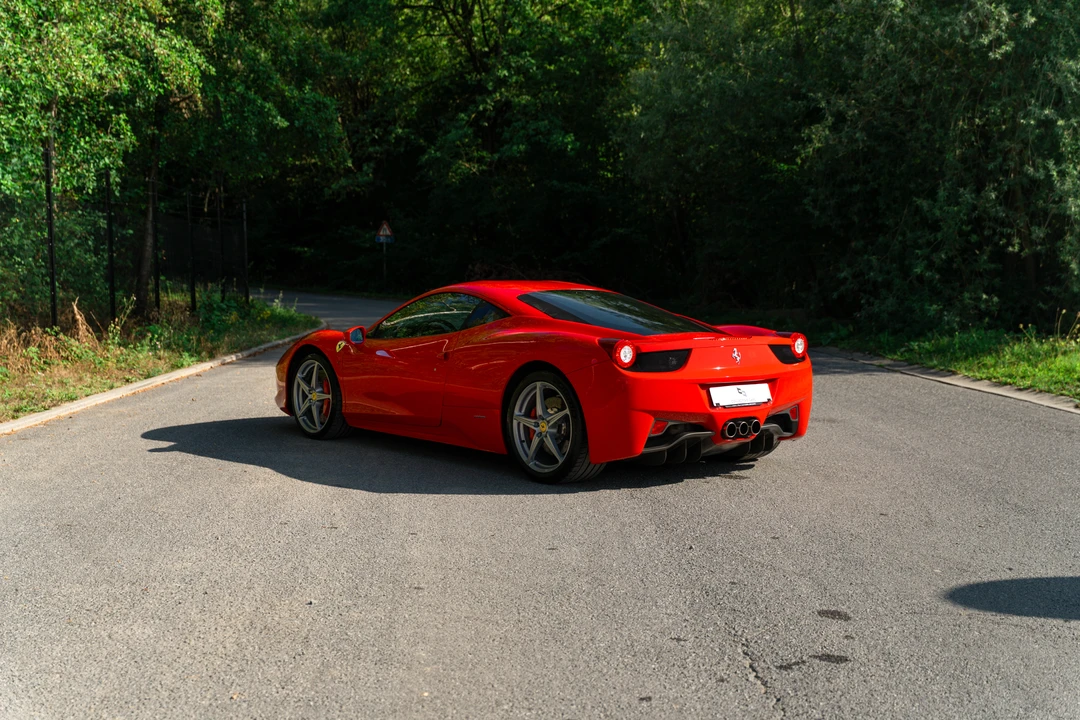 2012 Ferrari 458 Italia - Image 7 of 31