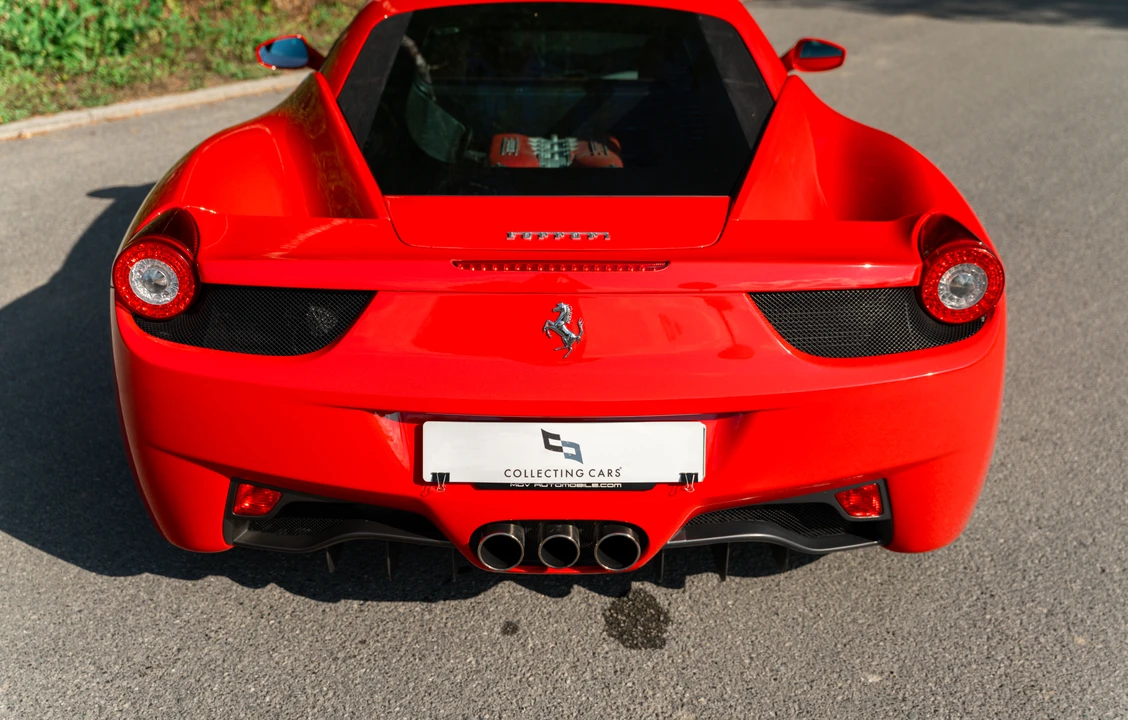 2012 Ferrari 458 Italia - Image 15 of 31