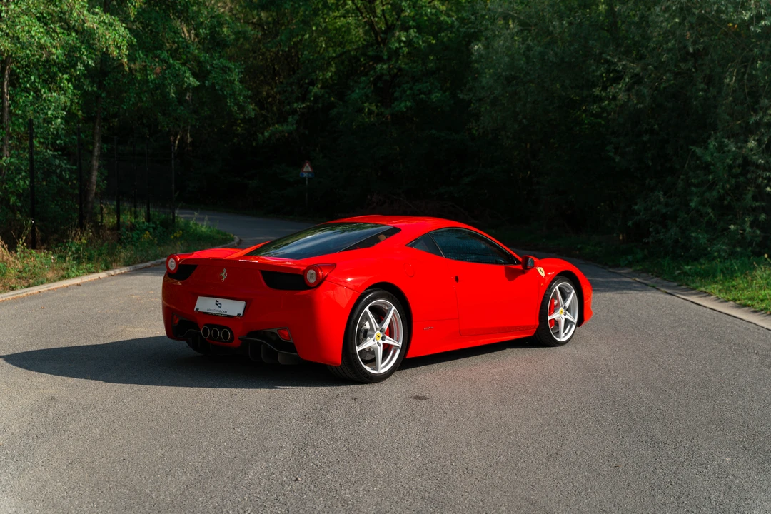 2012 Ferrari 458 Italia - Image 5 of 31