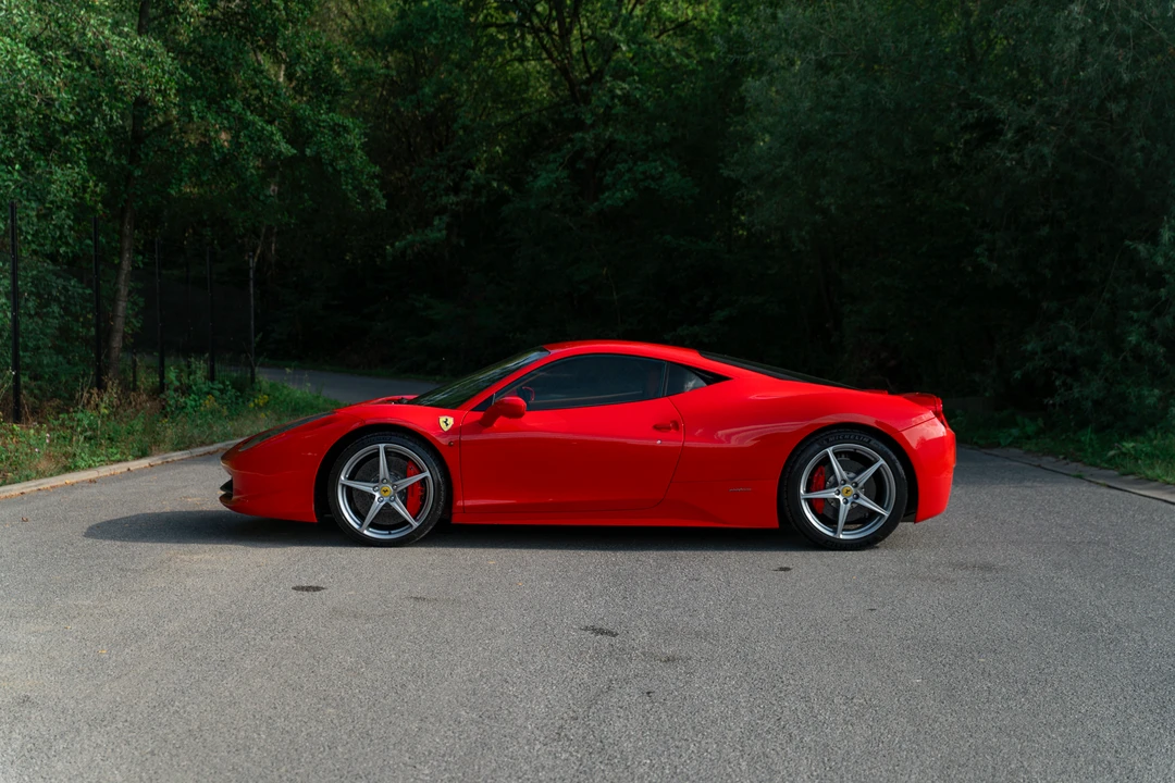 2012 Ferrari 458 Italia - Image 8 of 31