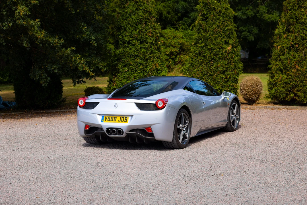 2012 Ferrari 458 Italia - Image 7 of 31