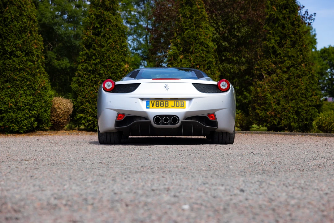 2012 Ferrari 458 Italia - Image 14 of 31