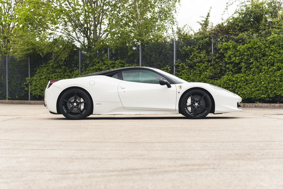 2012 Ferrari 458 Italia - Image 8 of 31
