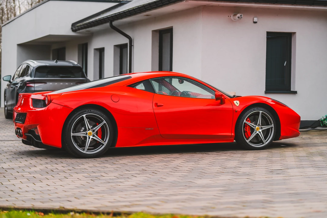 2012 Ferrari 458 Italia - Image 16 of 31