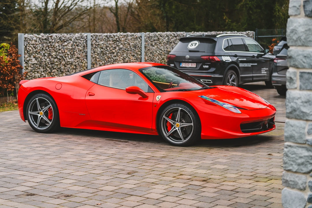 2012 Ferrari 458 Italia - Image 17 of 31