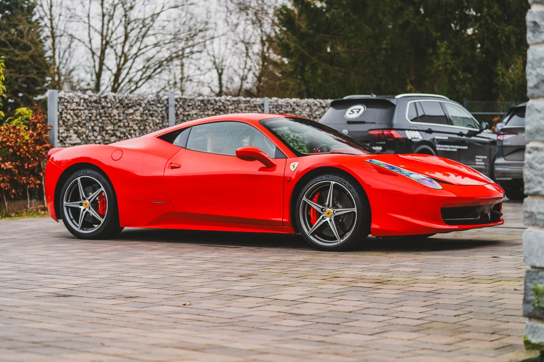 2012 Ferrari 458 Italia - Image 18 of 31