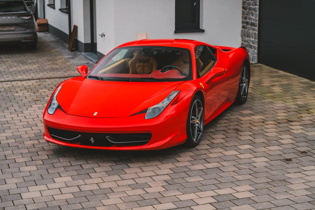 2012 Ferrari 458 Italia - Image 26 of 31