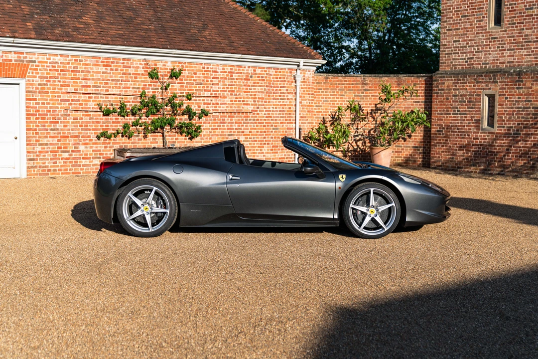 2012 Ferrari 458 Spider - Image 23 of 31