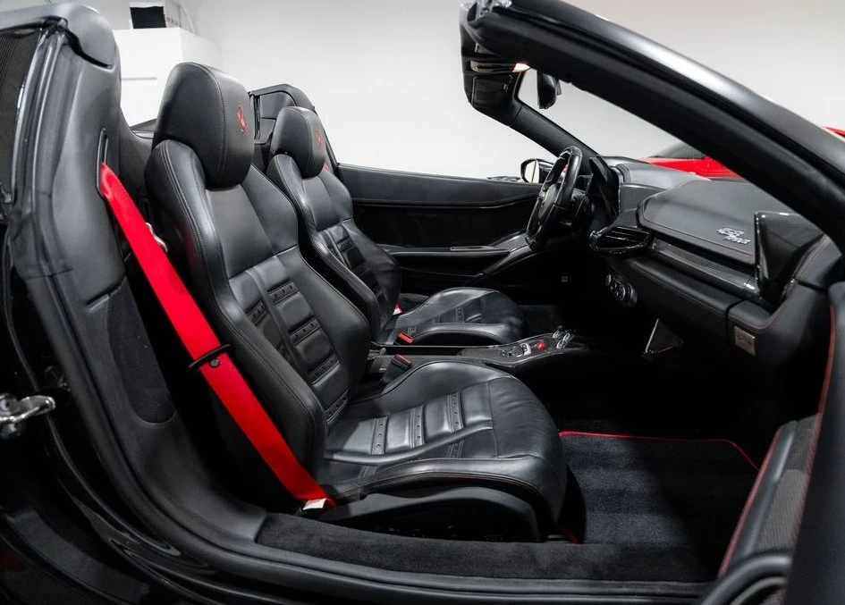 2012 Ferrari 458 Spider - Image 10 of 18