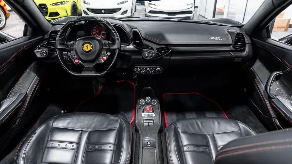 2012 Ferrari 458 Spider - Image 13 of 18