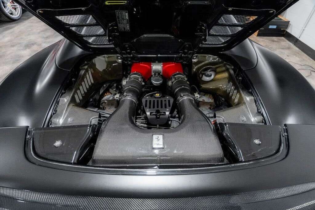 2012 Ferrari 458 Spider - Image 28 of 31