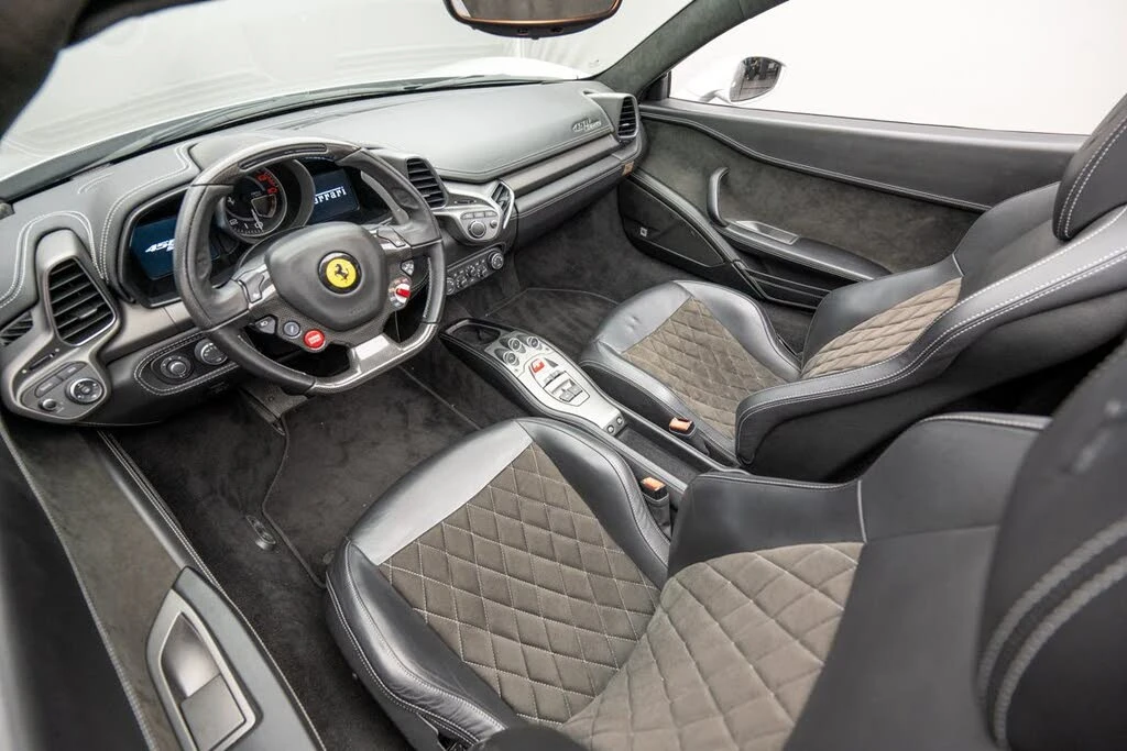 2012 Ferrari 458 Spider - Image 18 of 31