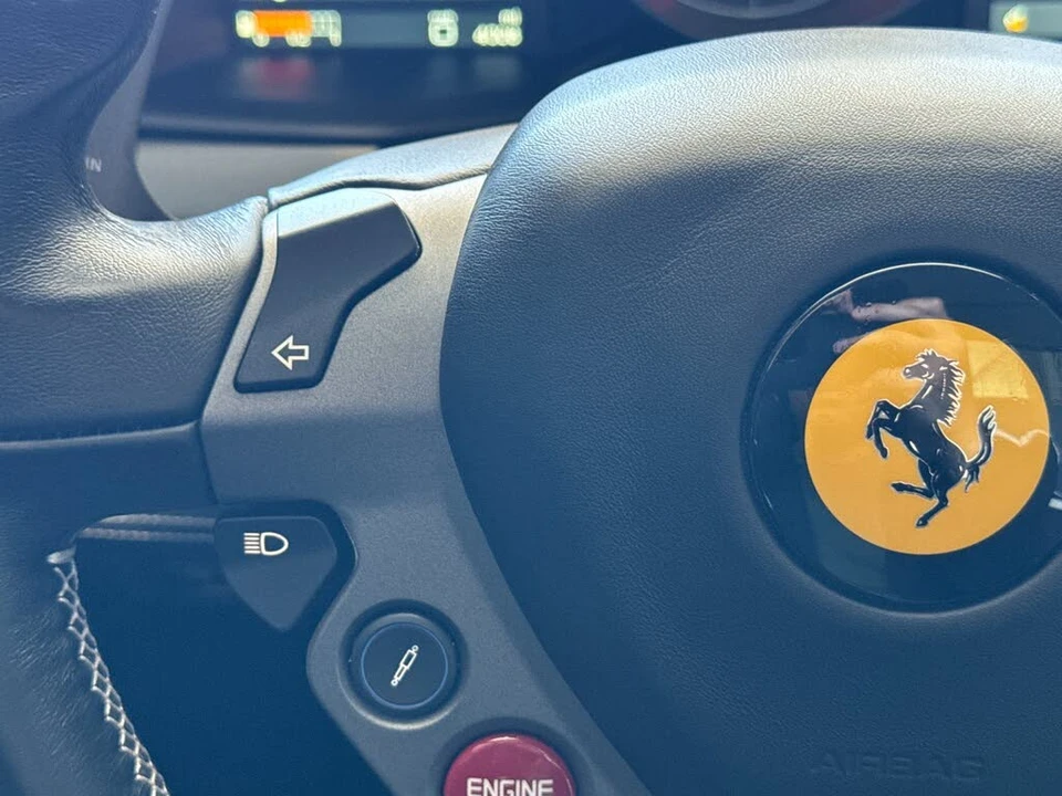 2012 Ferrari 458 Spider - Image 28 of 31