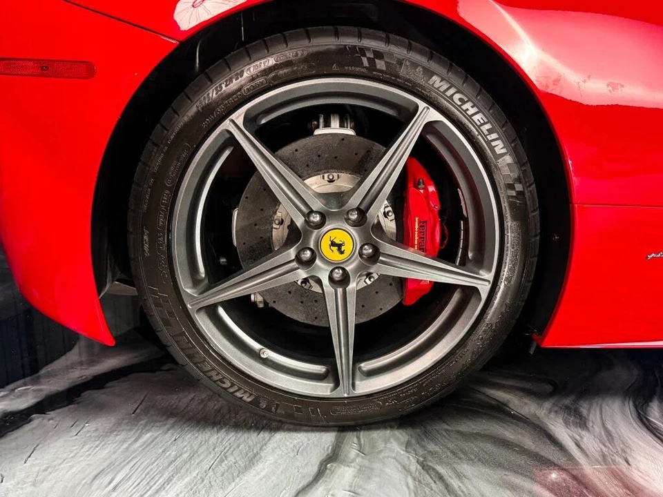2012 Ferrari 458 Spider - Image 11 of 20