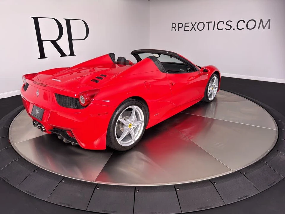 2012 Ferrari 458 Spider - Image 9 of 31