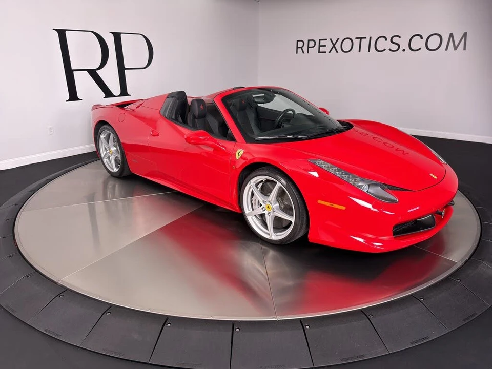 2012 Ferrari 458 Spider - Image 11 of 31
