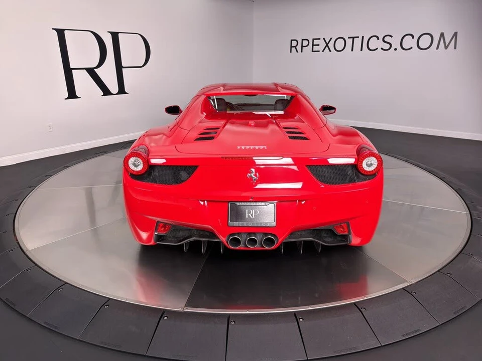 2012 Ferrari 458 Spider - Image 16 of 31