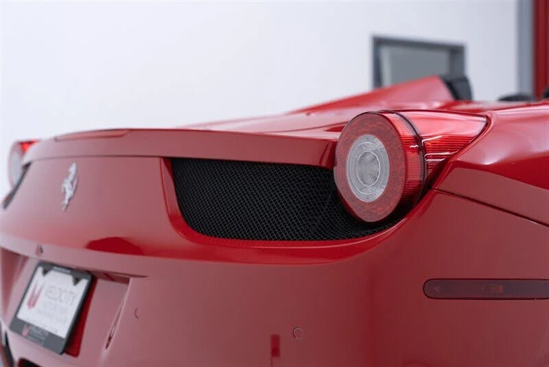 2012 Ferrari 458 Spider - Image 27 of 31