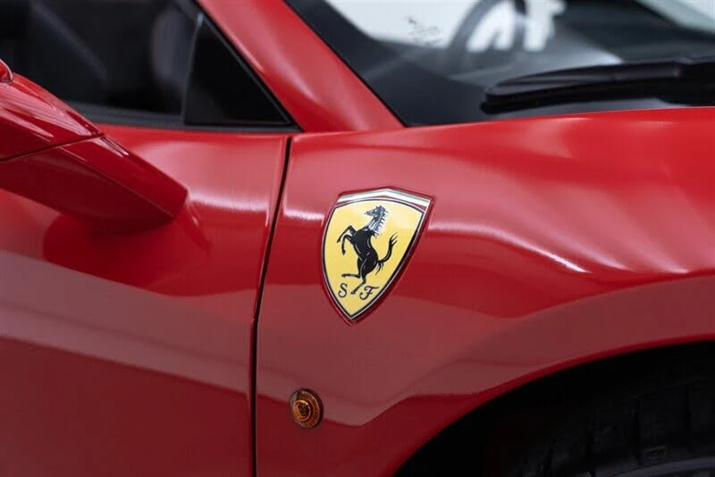 2012 Ferrari 458 Spider - Image 25 of 31