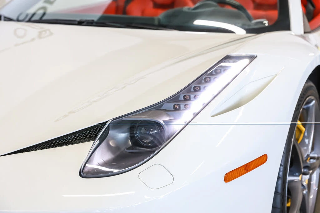 2012 Ferrari 458 Spider - Image 26 of 31