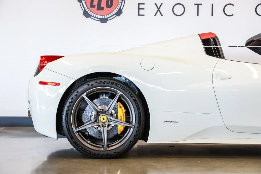 2012 Ferrari 458 Spider - Image 16 of 31