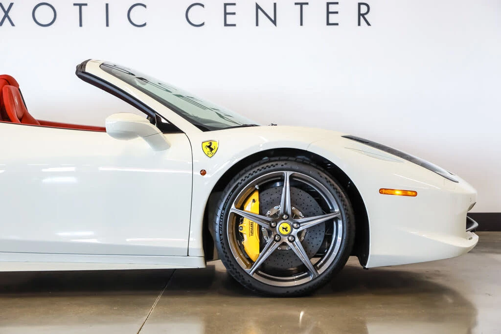 2012 Ferrari 458 Spider - Image 18 of 31
