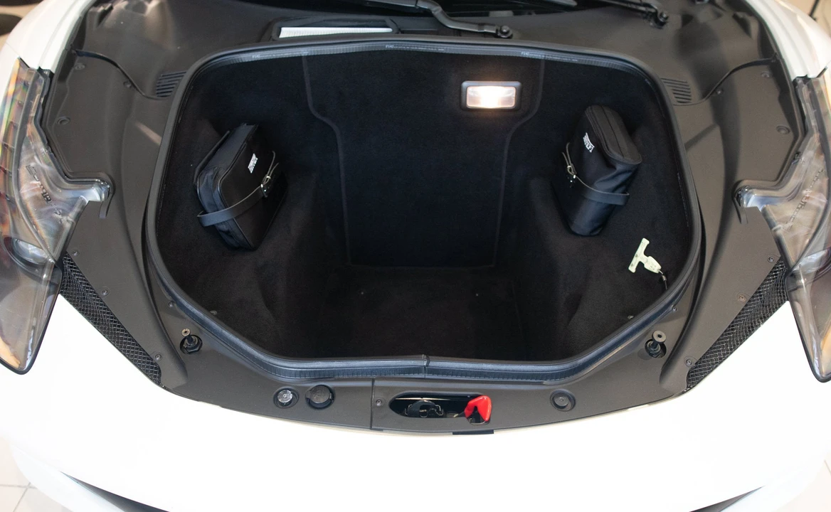2012 Ferrari 458 Spider - Image 11 of 17